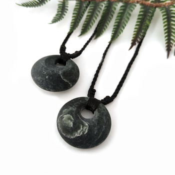 Ernesto Ovalle Pounamu Circle of Life Small