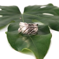 Feather Ring-jewellery-The Vault