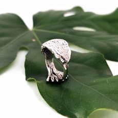Kiwi Ring Small-jewellery-The Vault