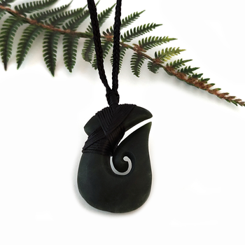 Ernesto Ovalle Pounamu Fish Hook