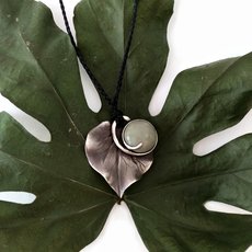 Silver Kawakawa Leaf Pendant with Pounamu-jewellery-The Vault