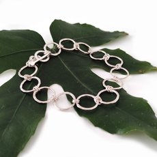 Round Link Bracelet Beaten Finish-jewellery-The Vault