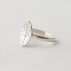 Tiny Leaf Ring Silver-jewellery-The Vault