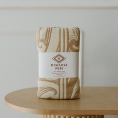 Organic Cotton Blanket Te Piringa-lifestyle-The Vault