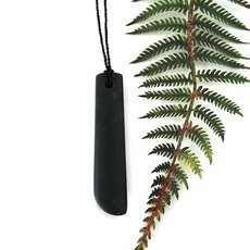 Pounamu Pendant Simple Toki-jewellery-The Vault