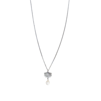 Fan Tail Pearl Pendant