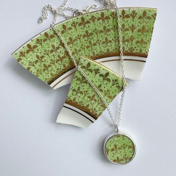 Salisbury Round Bone China Pendant Small