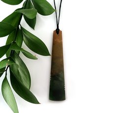 Pounamu Pendant Simple Toki Marsden Flower Knotching-jewellery-The Vault