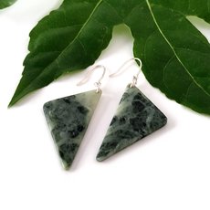 Pounamu Earrings Triangle-jewellery-The Vault