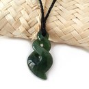 Pounamu Pendant Pikorua Kawakawa